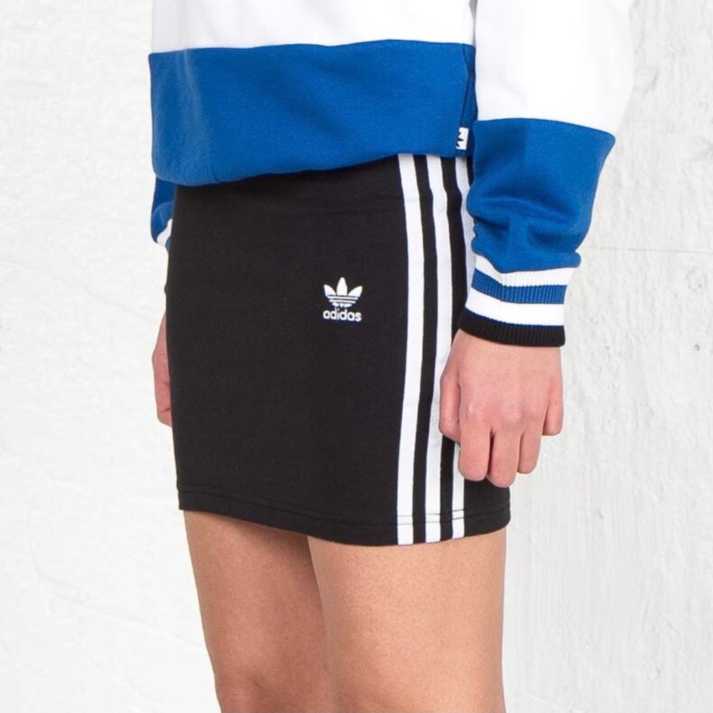 Adidas Black Three White Stripes Mini Skirt 27” Waist With Stretch Excellent